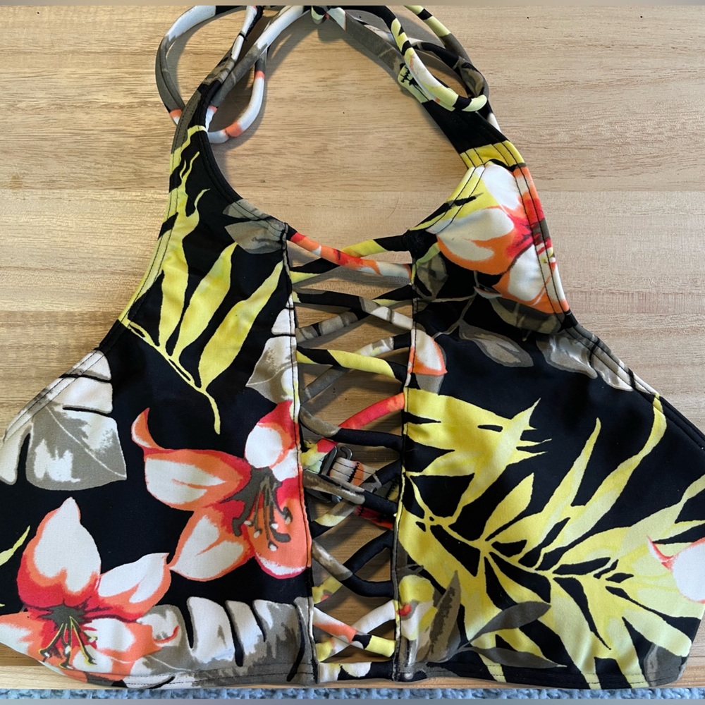 HOLLISTER WOMENS HIGH NECK BIKINI TOP